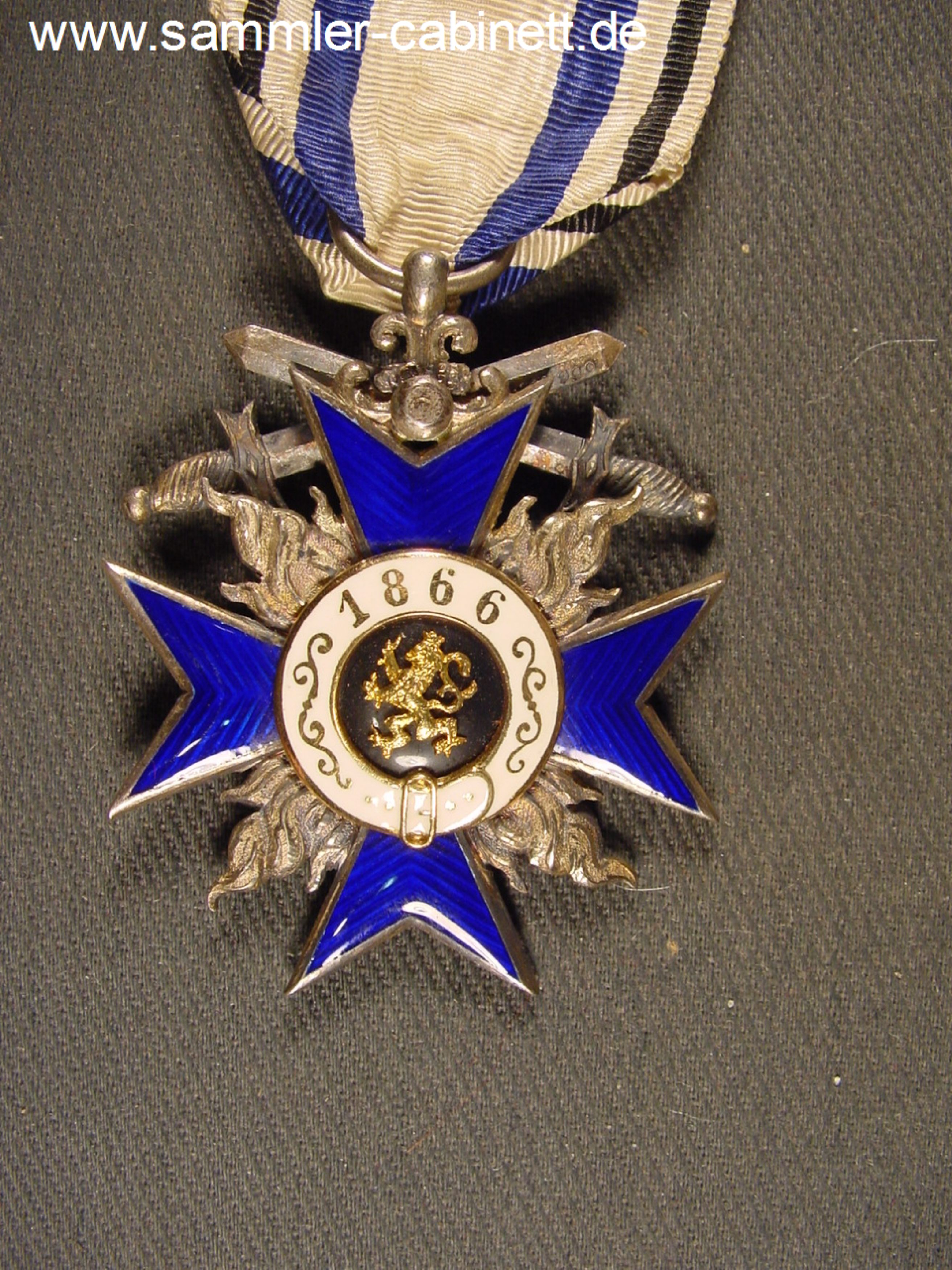 Militärverdienst Orden - Kreuz der 4. Kl. Mit...