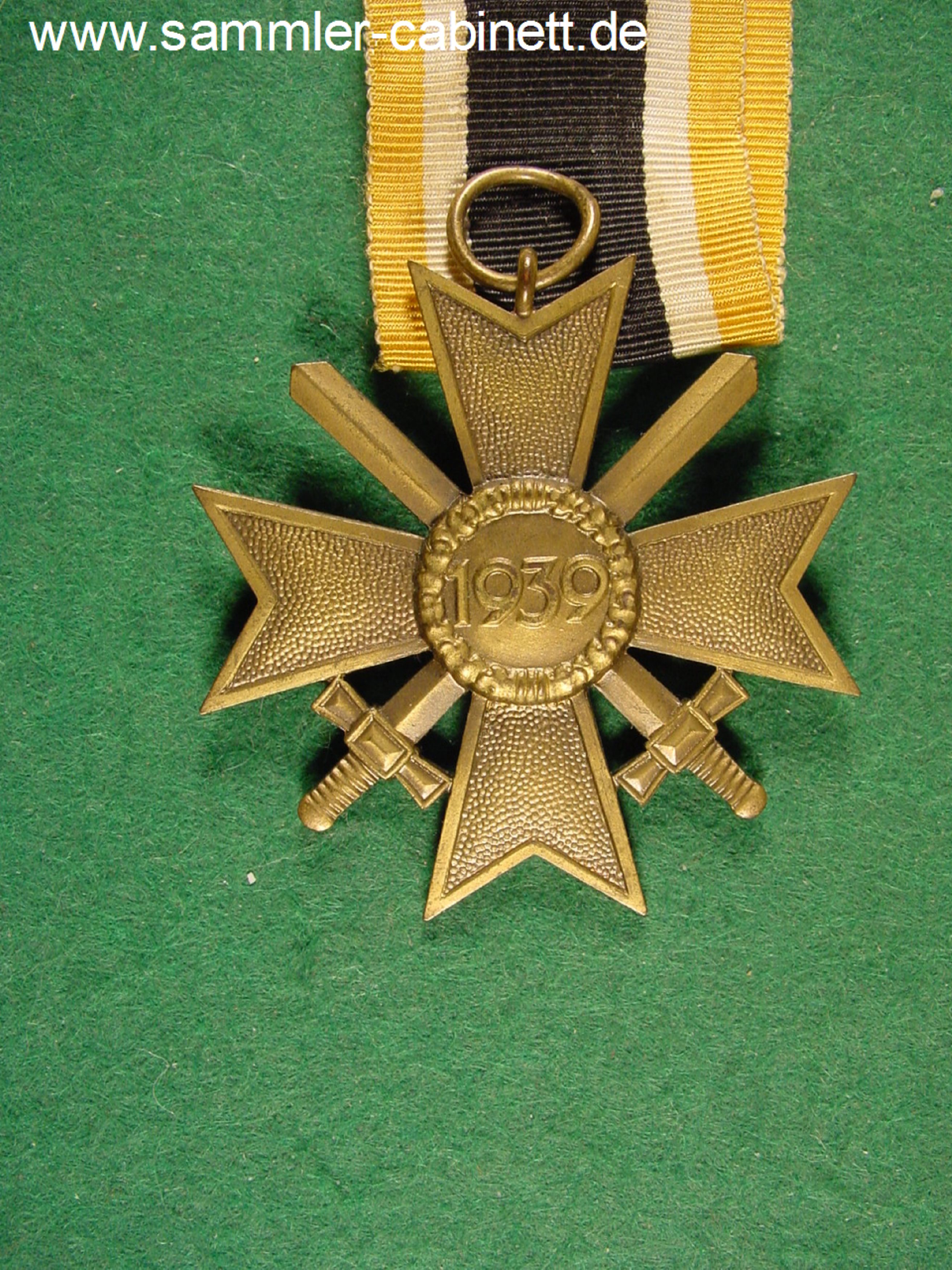 Kriegsverdienstkreuz 1939 - Kreuz der 2. Kl. - Bronze,...
