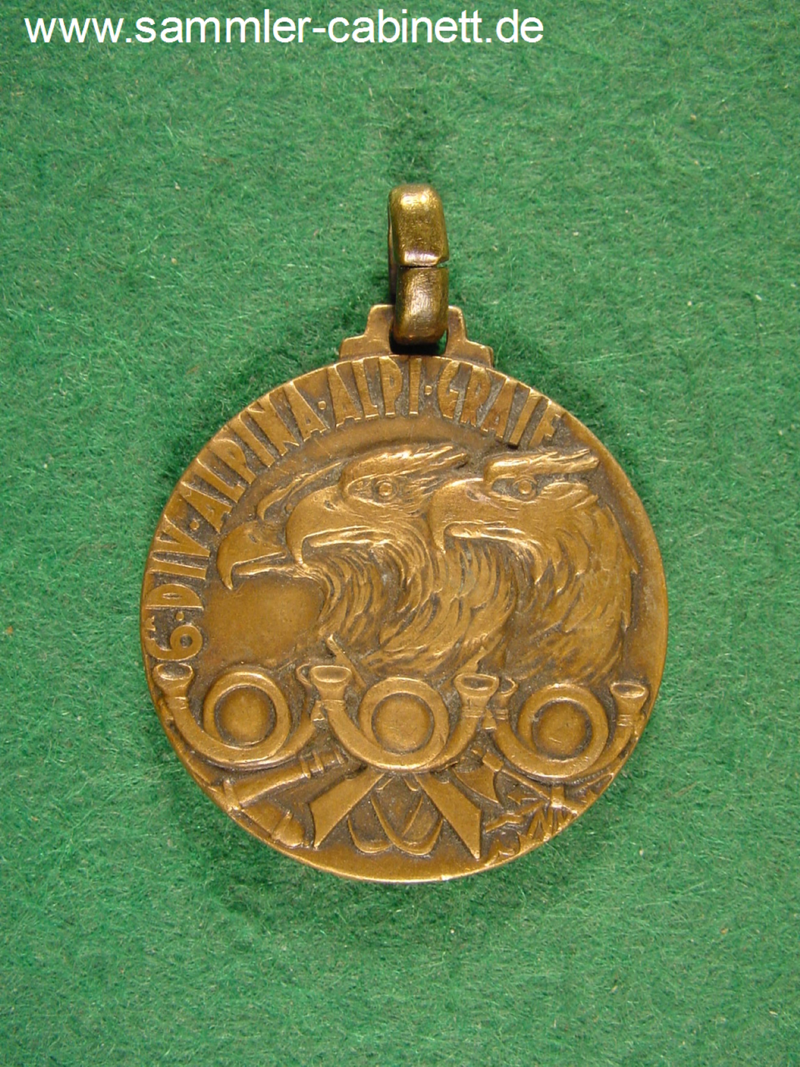 Medaille der ' 6. DIV. ALPINA ALPI Graif ' - Bronze, am...